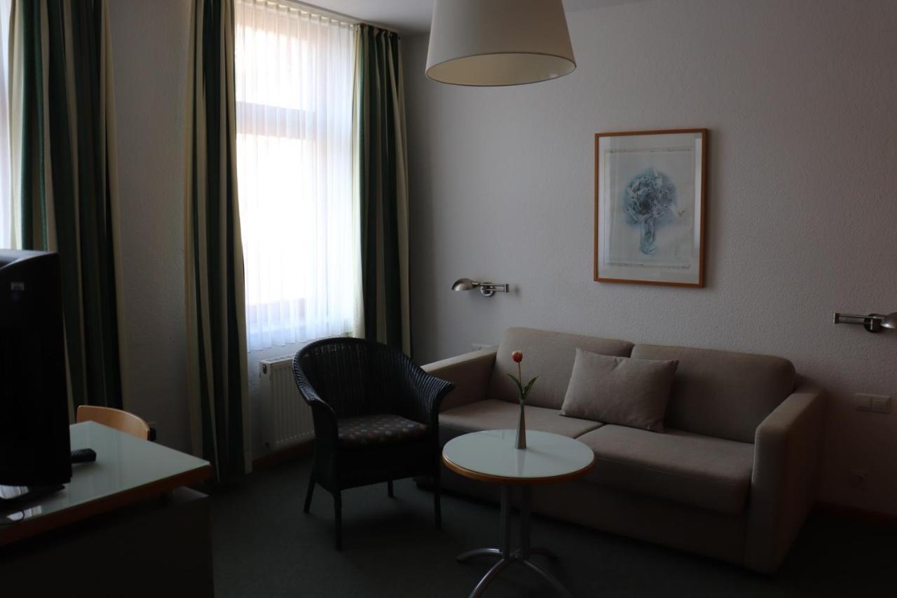 Gaestehaus Germania Wangerooge Bagian luar foto